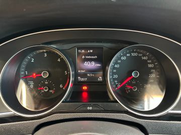 Volkswagen Passat Variant *Keyless*LED*NAVI*ACC*3-Zonen*