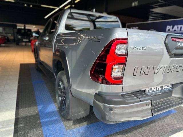 Toyota Hilux Double Cab Invincible 4×4 *SOFORT*