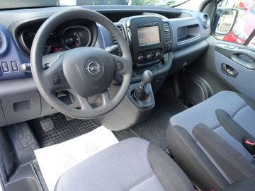 Opel Vivaro - 9