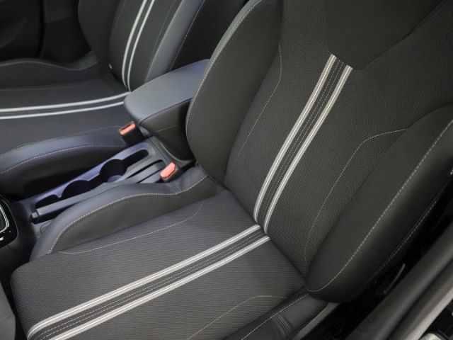 Corsa F FACELIFT GS+LED LICHT+RÜCKFAHRKAMERA+SIT