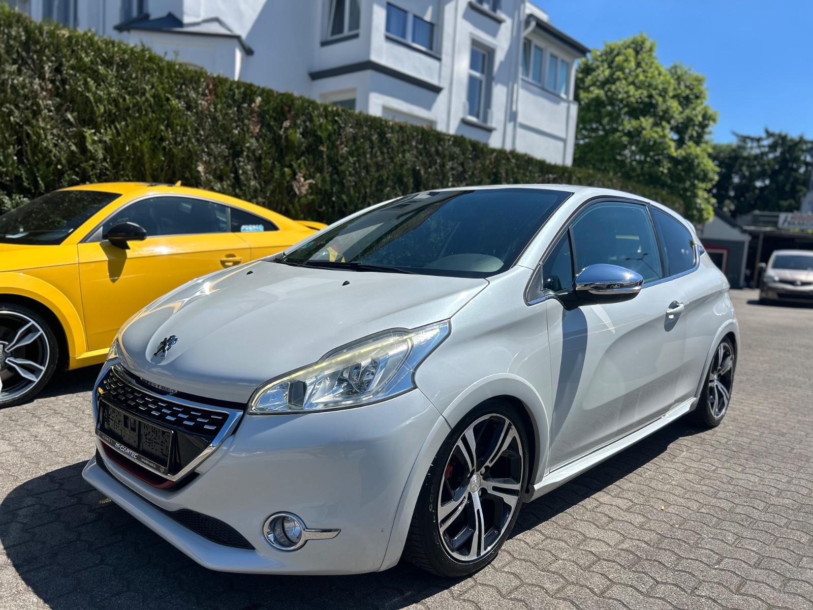 Peugeot 208 GTi 1.6 Benzin 147 KW** Scheckheft**