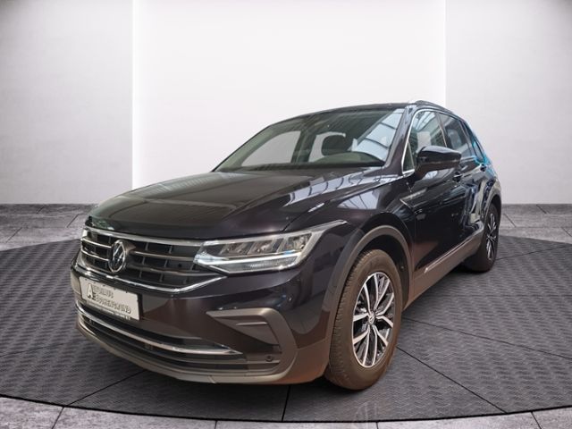 Fahrzeugabbildung Volkswagen Tiguan 1.5 TSI DSG Life STANDHZG NAVI RFK LED AC