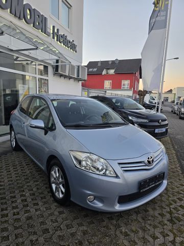 Toyota Auris Life+