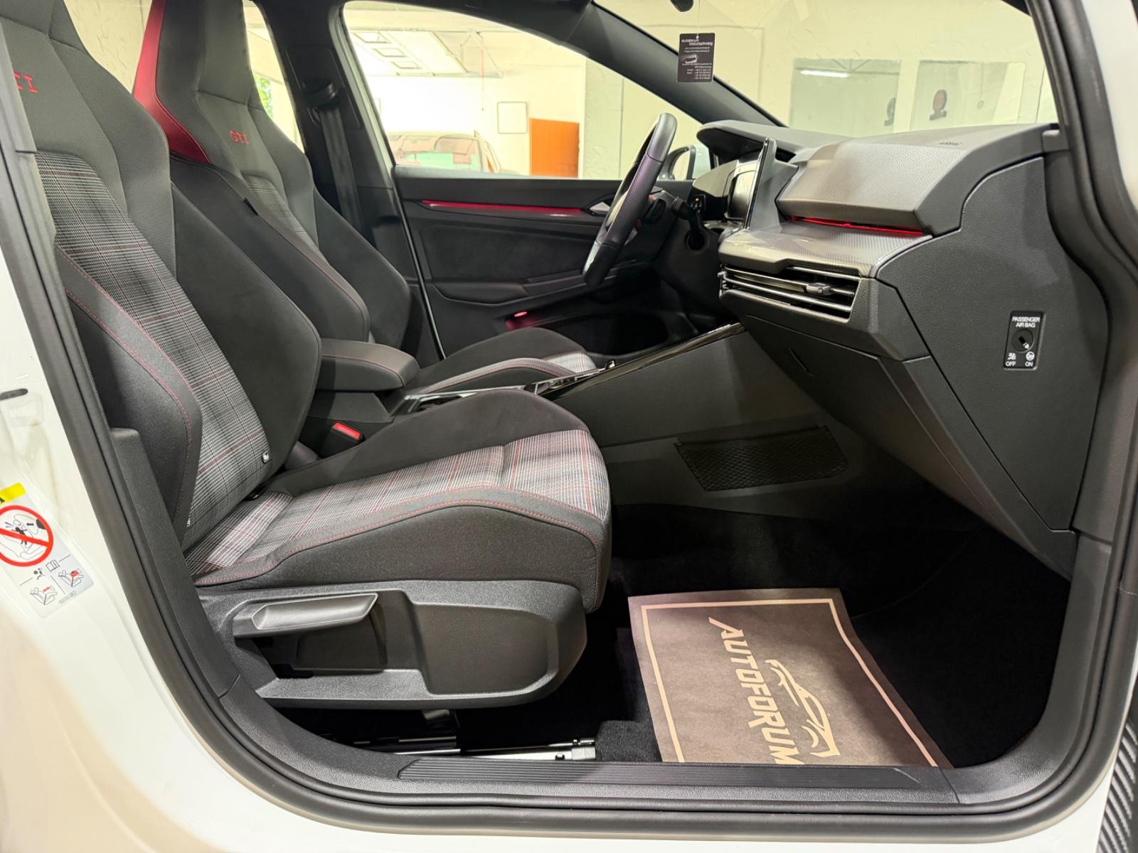 Volkswagen Golf VIII Lim. GTI 2.0 DSG/PANO/CAM/AHK/ACC/IQ, миниатюра 15