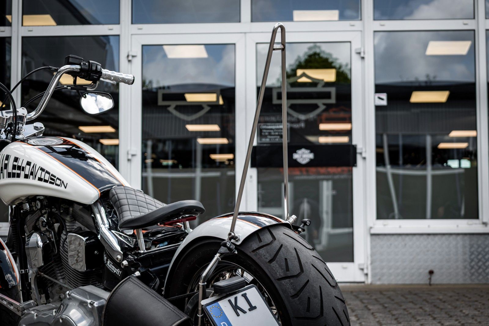 Fahrzeugabbildung Harley-Davidson FXST Softail Standard - CUSTOM - VERGASER - EVO