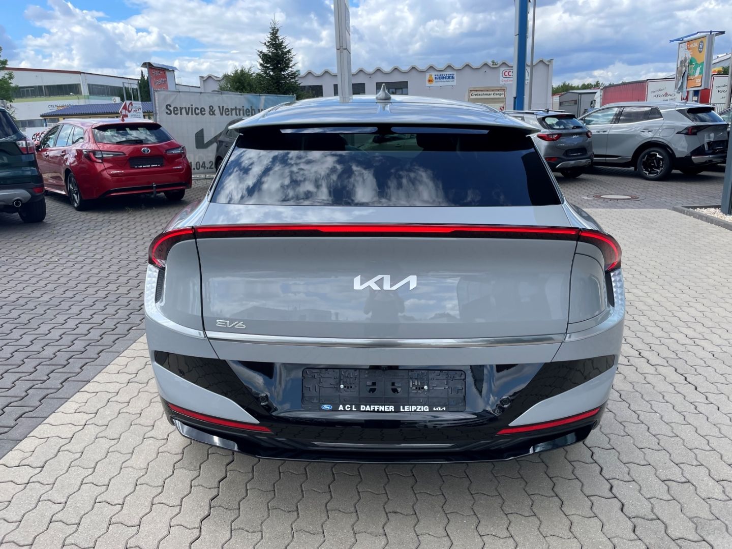 Fahrzeugabbildung Kia EV6 Earth 84 kWh 360° Kamera HeadUp Sitzbelüftun