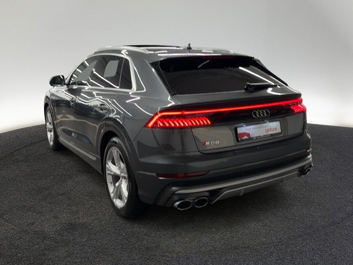 Audi SQ8 - Bild 6