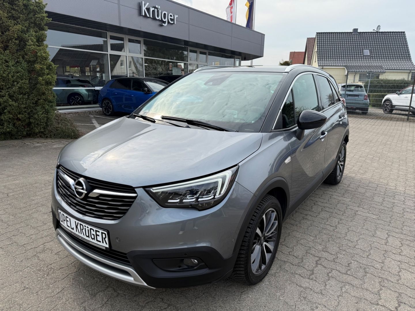 Fahrzeugabbildung Opel Crossland Ultimate SHZ+LZ+Kamera+HeadUp-Display