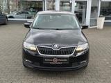 Skoda Rapid Spaceback Ambition - schwarze Skoda Rapid
