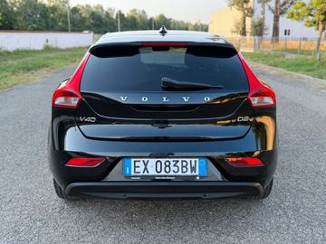 Volvo V40 - 8