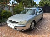 Ford Dein Abenteuer in AFRIKA mit Ford Mondeo (... - Ford Mondeo aus 2002: Kombi
