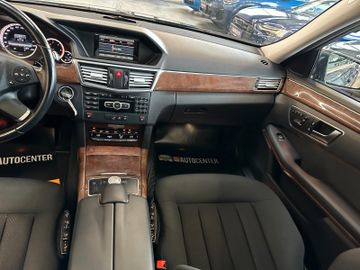 MYAUTOCENTER – Gebraucht- und Jahreswagen mit Werkstattservice in Pfaffenhofen Mercedes-Benz E 220 CDI Limousine BlueEfficiency *2. Hand*SHZ*