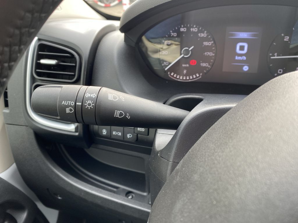 Fahrzeugabbildung Citroën Jumper 2.2 BlueHDi 140 L3H2 *NAVI*Allwetterreife
