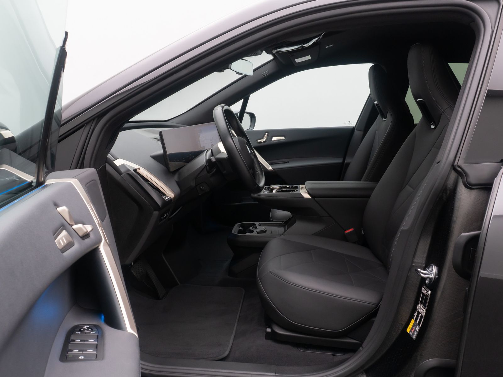 Fahrzeugabbildung BMW iX xD40 Sport 360&deg;DAB AHK Bel&uuml;ftung Komfort 21Zl