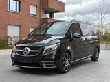 Mercedes-Benz V 300 d AMG  kompakt Standheizung LED R-Kamera - Mercedes-Benz V 300 aus 2020