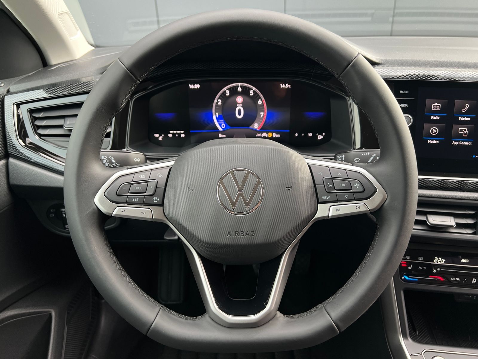 Fahrzeugabbildung Volkswagen Taigo Life 1.0 TSI *IQ.Light, Ready2Discover, Ka