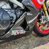 Aprilia Tuono V4 1100 RF mit AKRA, Carbon uvm. - APRILIA NAKED BIKE
