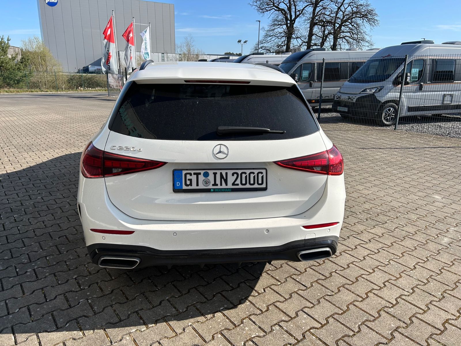 Fahrzeugabbildung Mercedes-Benz C 220 T d 4 Matic - AMG - Line