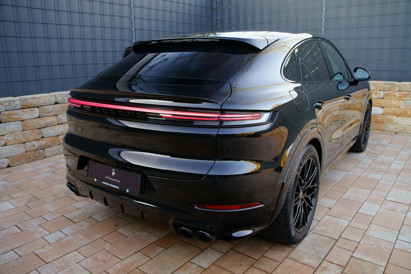 Porsche Cayenne Coupe S E-Hybrid SportDesign+SportAGA