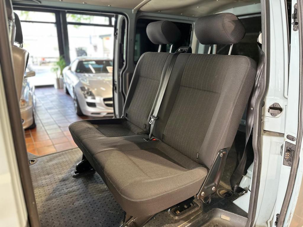 Volkswagen T5 Caravelle