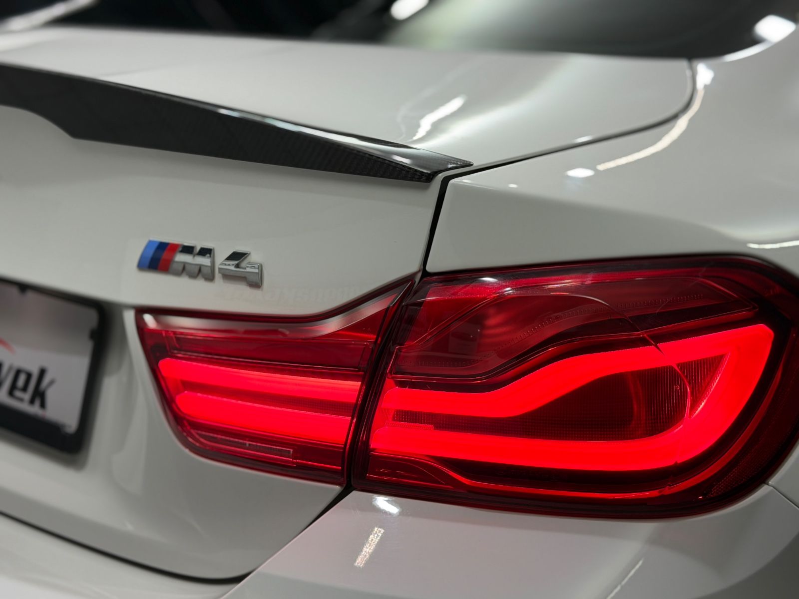 Fahrzeugabbildung BMW M4 Coupe DKG|NAVI|DEUTSCHES FAHRZEUG|LCI