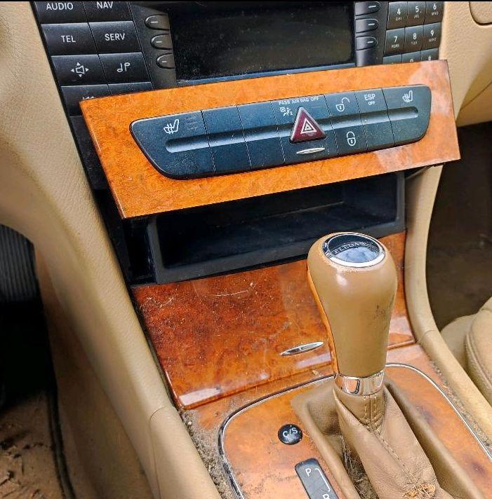 Mercedes-Benz E220 2007 — photo 7