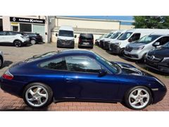 Fahrzeugabbildung 996 911 Carrera Coupe MOTORSCHADEN Deutsches Aut