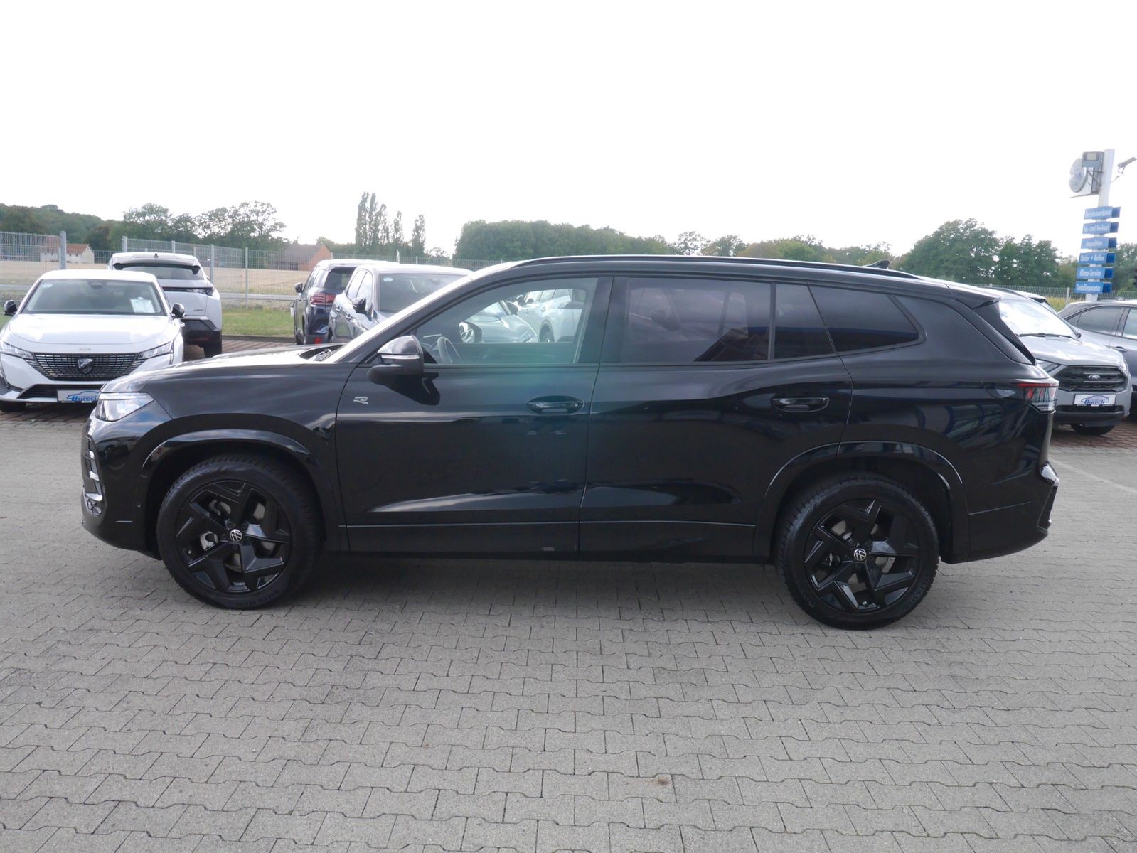 Volkswagen Tayron 2.0 TDI R-Line MATRIX/PANO/360-Grad imagem 3