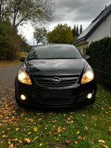 Opel Corsa 1.4 Twinport Color Edition Color Edition - Opel Corsa: Twinport Edition