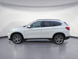BMW X1 xDrive20i A xLine Navi RFK AHK HiFi Sitzhzg. - scheckheftgepflegte BMW X1
