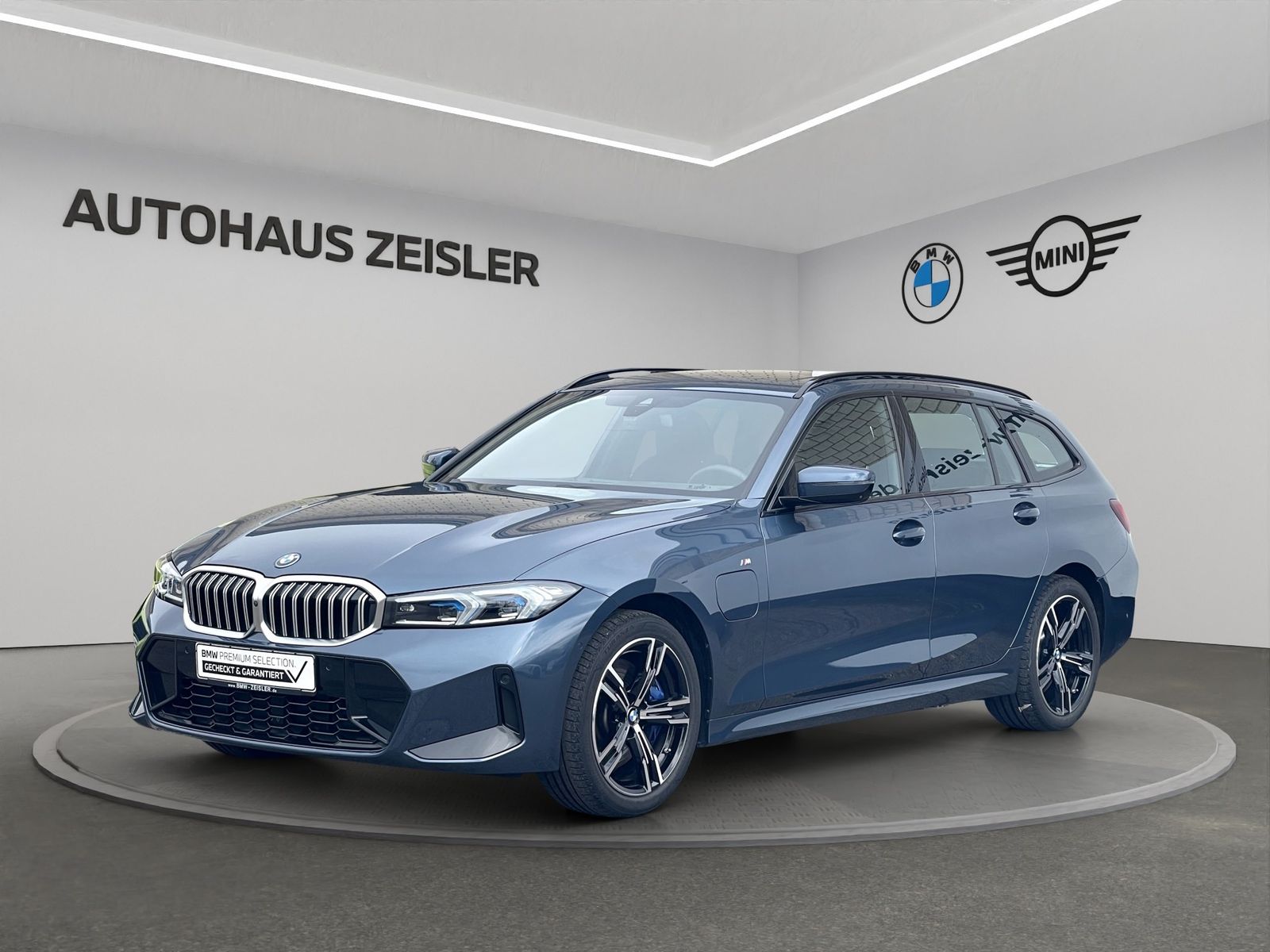 BMW 330e Touring M SPORTPAKET AHK UPE 79.670,--