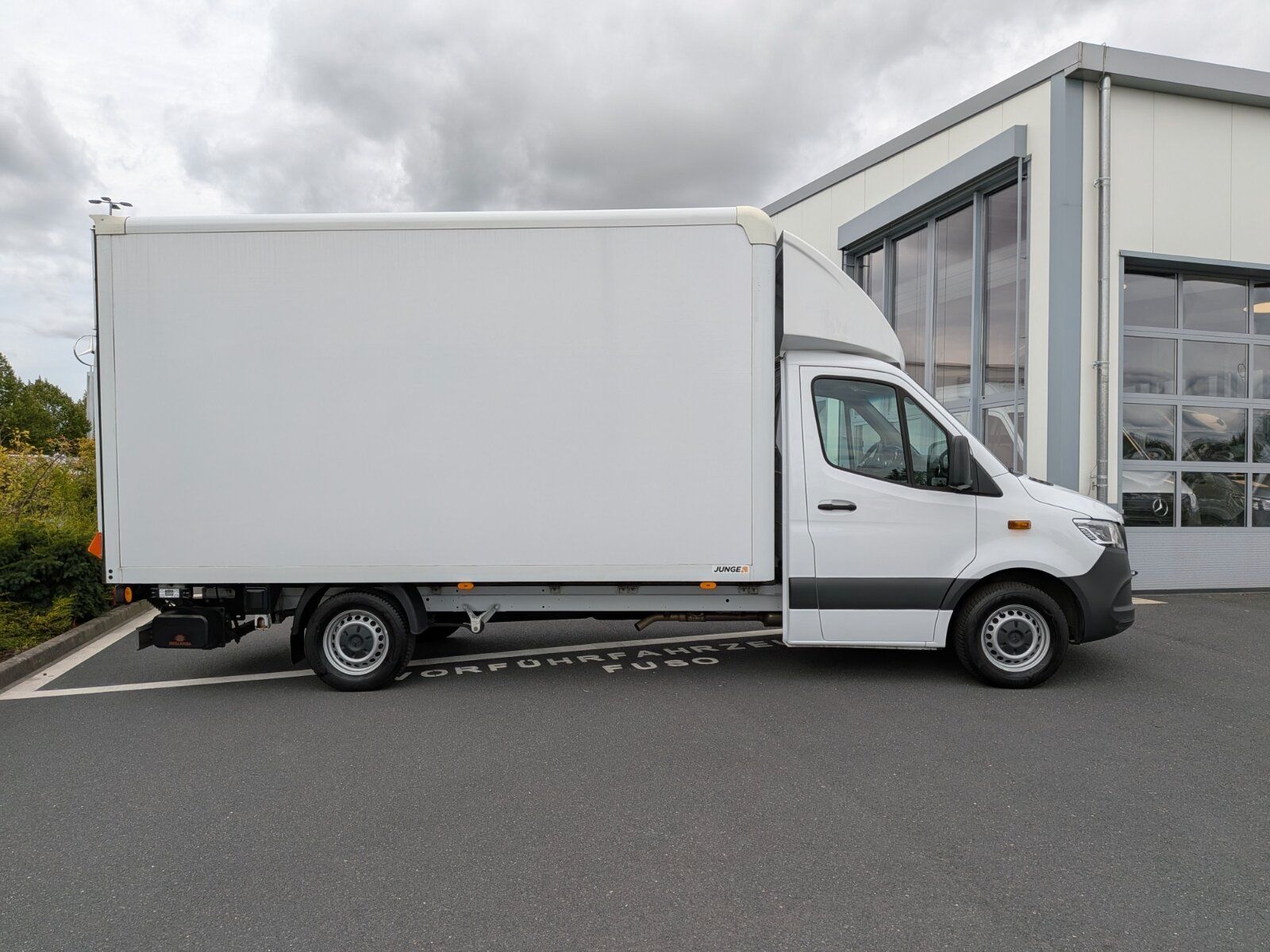 Mercedes-Benz Sprinter 317 Koffer 43 LBW Navi Klima LED imagem 3
