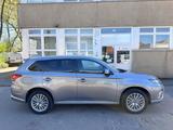 Mitsubishi Outlander PHEV Top 4WD Voll Ausgestattet - Mitsubishi Gebrauchtwagen in Hannover