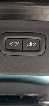 Volvo XC90 D5 AWD Geartronic Momentum Momentum - Volvo XC90 in Freiburg