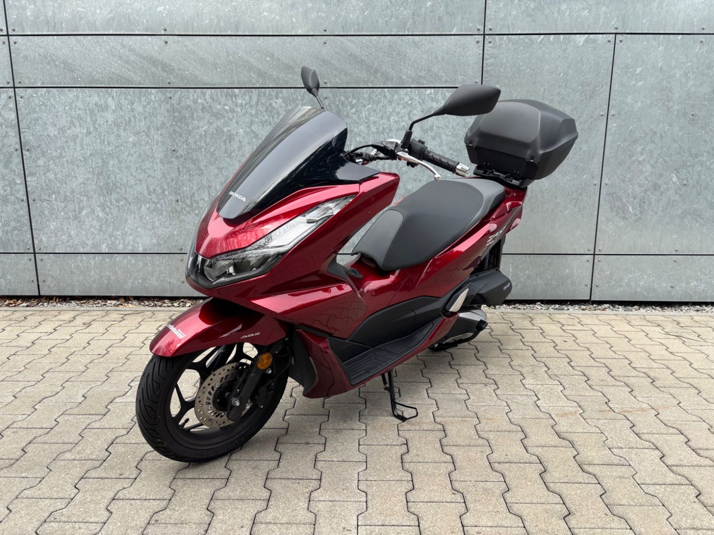Fahrzeugabbildung Honda PCX 125 Topcase