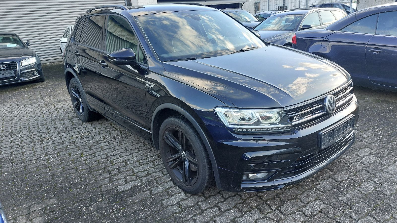 Volkswagen Tiguan Highline BMT Start-Stopp 4Motion R-Line-P foto 3