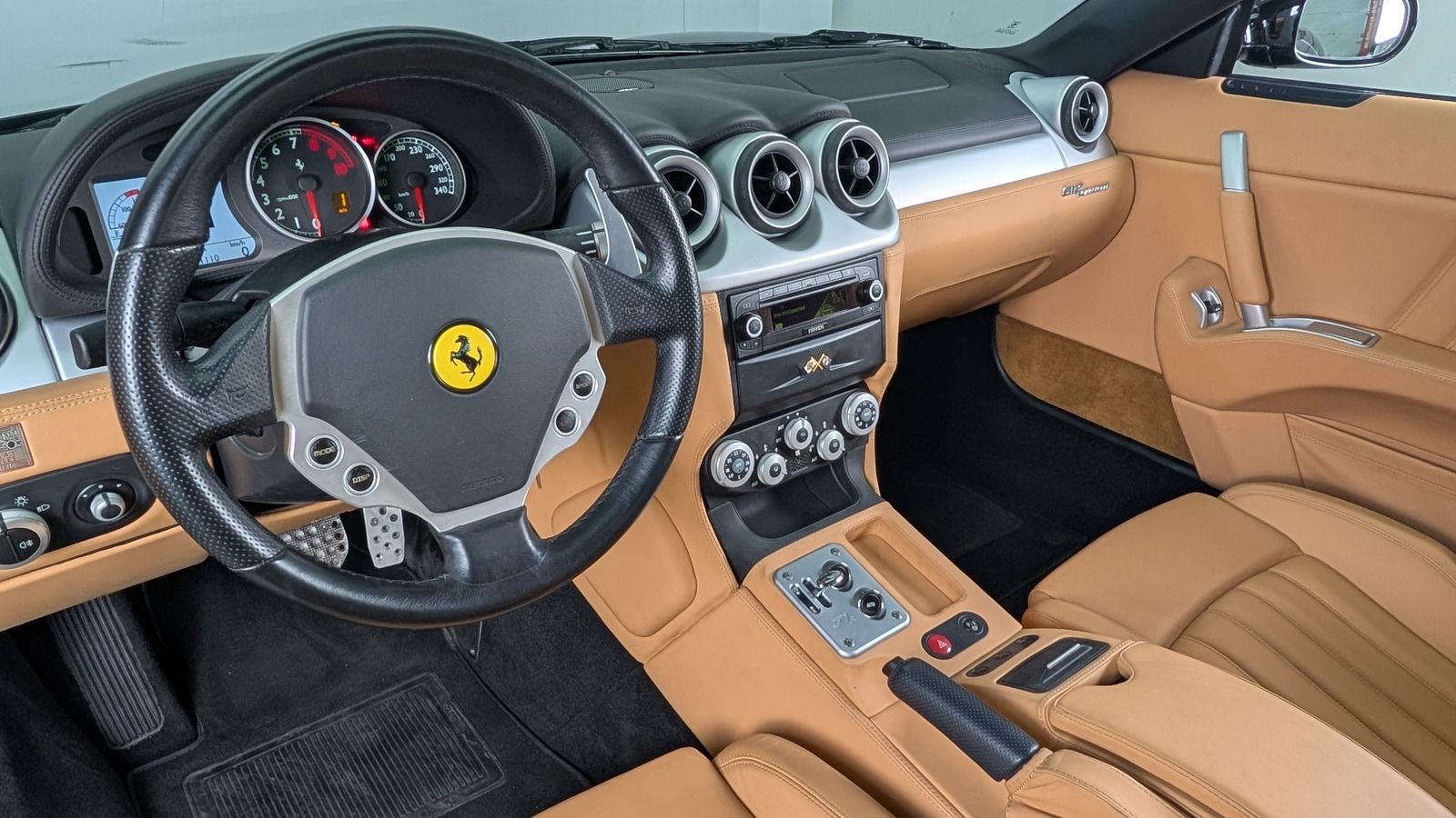 Fahrzeugabbildung Ferrari 612 1. Hand * Service neu * Zahnriemen neu Scagl