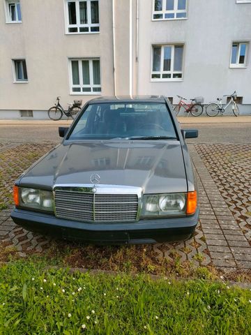 Mercedes-Benz Mercedes Benz 190e 2.0