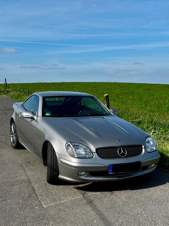 Mercedes-Benz SLK 200