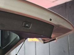 Fahrzeugabbildung Audi Q7 50 TDI quattro *S-LINE* (CAM/PANO/VIRTUAL/ACC