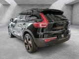 Volvo XC40 2.0 Plus Black Edition 2WD ACC FACEL. LED - Volvo XC40 Gebrauchtwagen in Hamburg