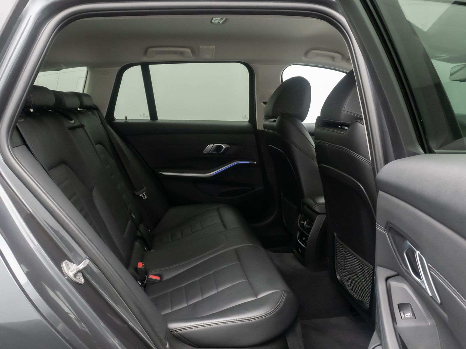 Fahrzeugabbildung BMW 320d xD Sport Line ACC Laser HUD DAB Alarm Leder