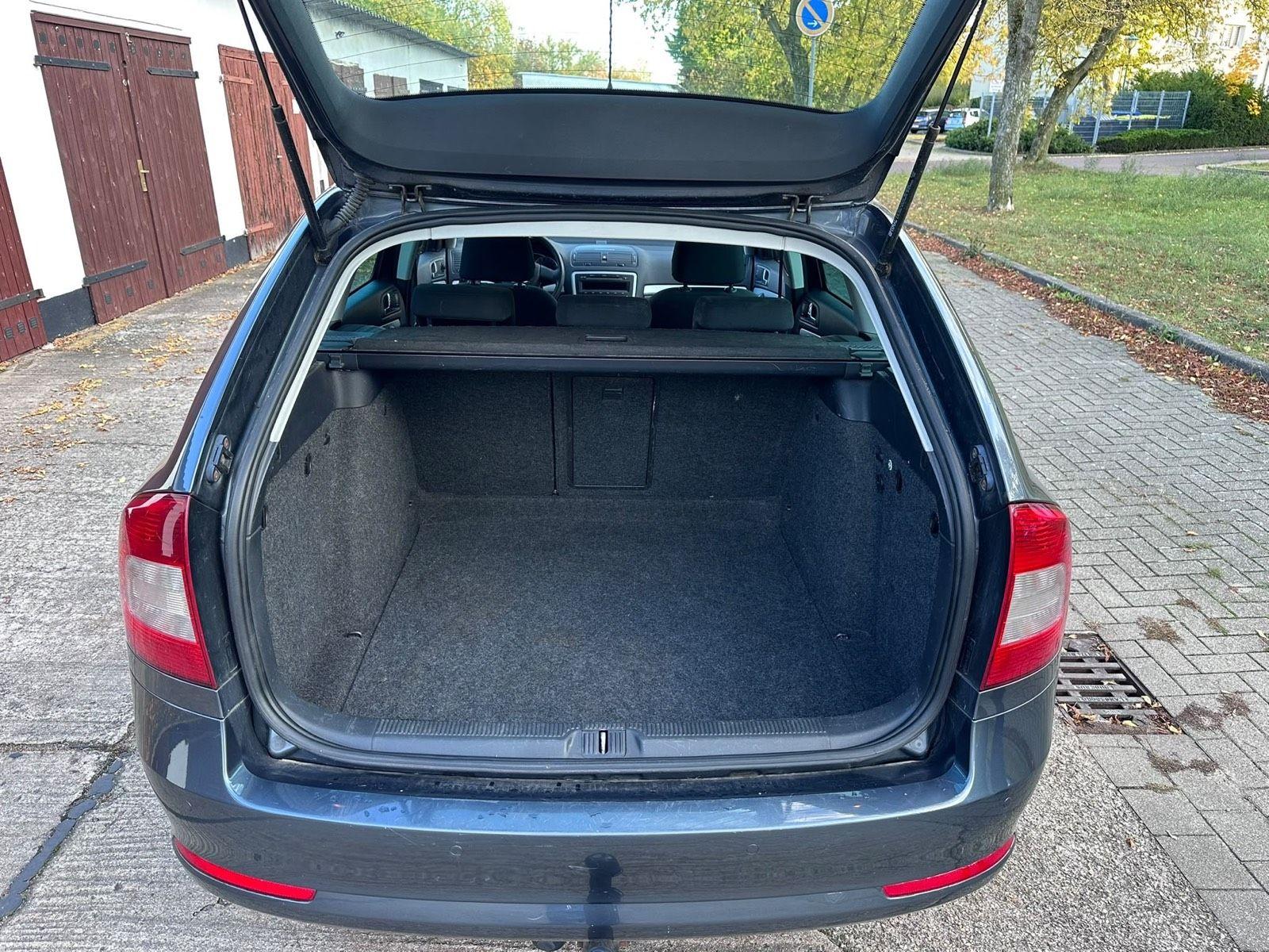 Skoda Octavia 2010 — photo 7