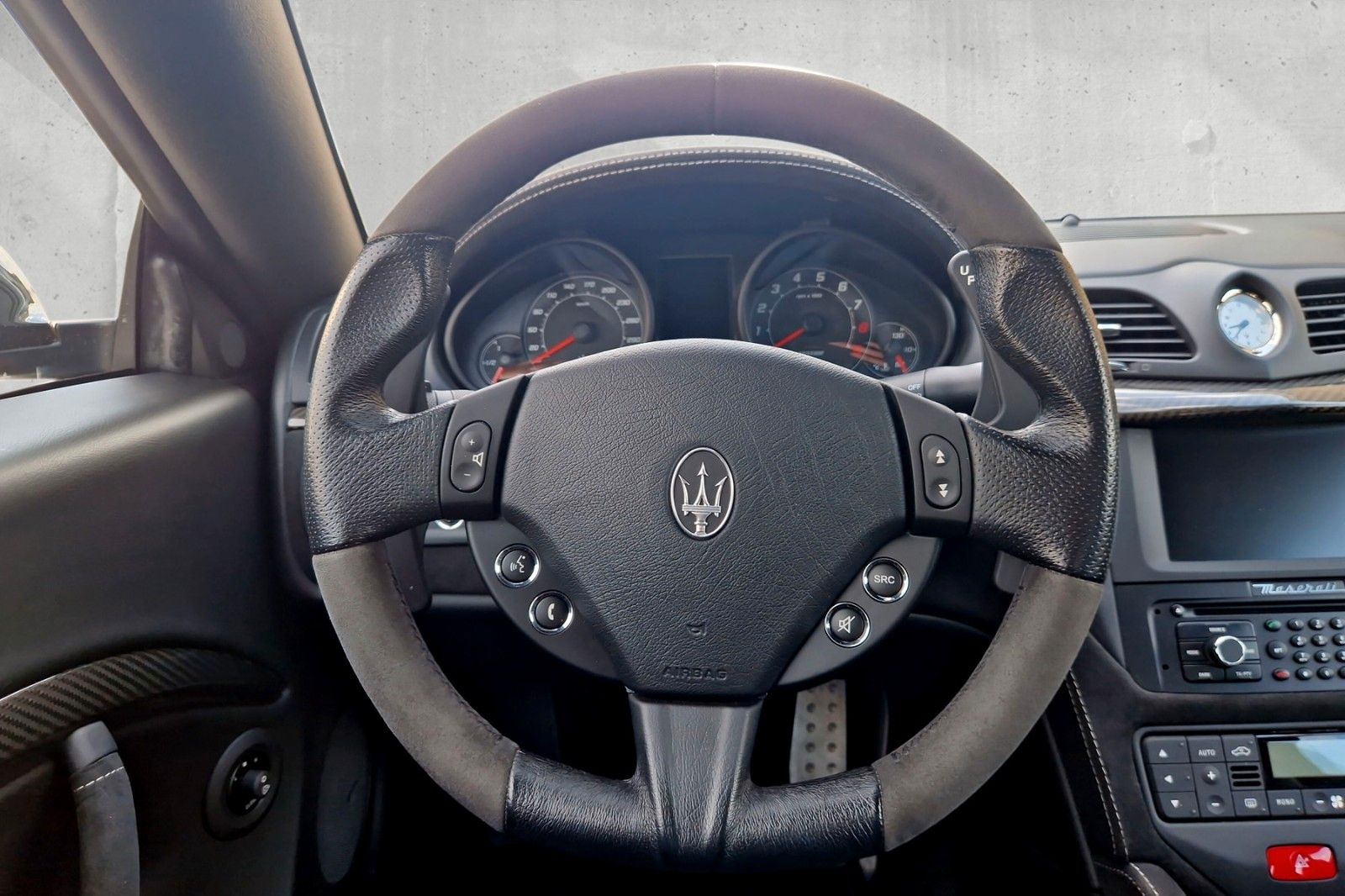 Fahrzeugabbildung Maserati Granturismo MC Stradale*Karbon*dt.Auto*2. Hand*