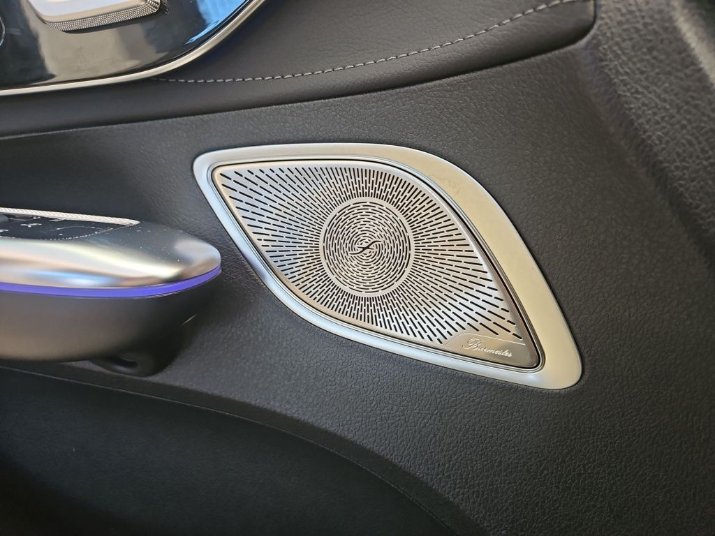 Fahrzeugabbildung Mercedes-Benz EQE 300 Avantg. AHK ACC Pano LED Massage HUD 360