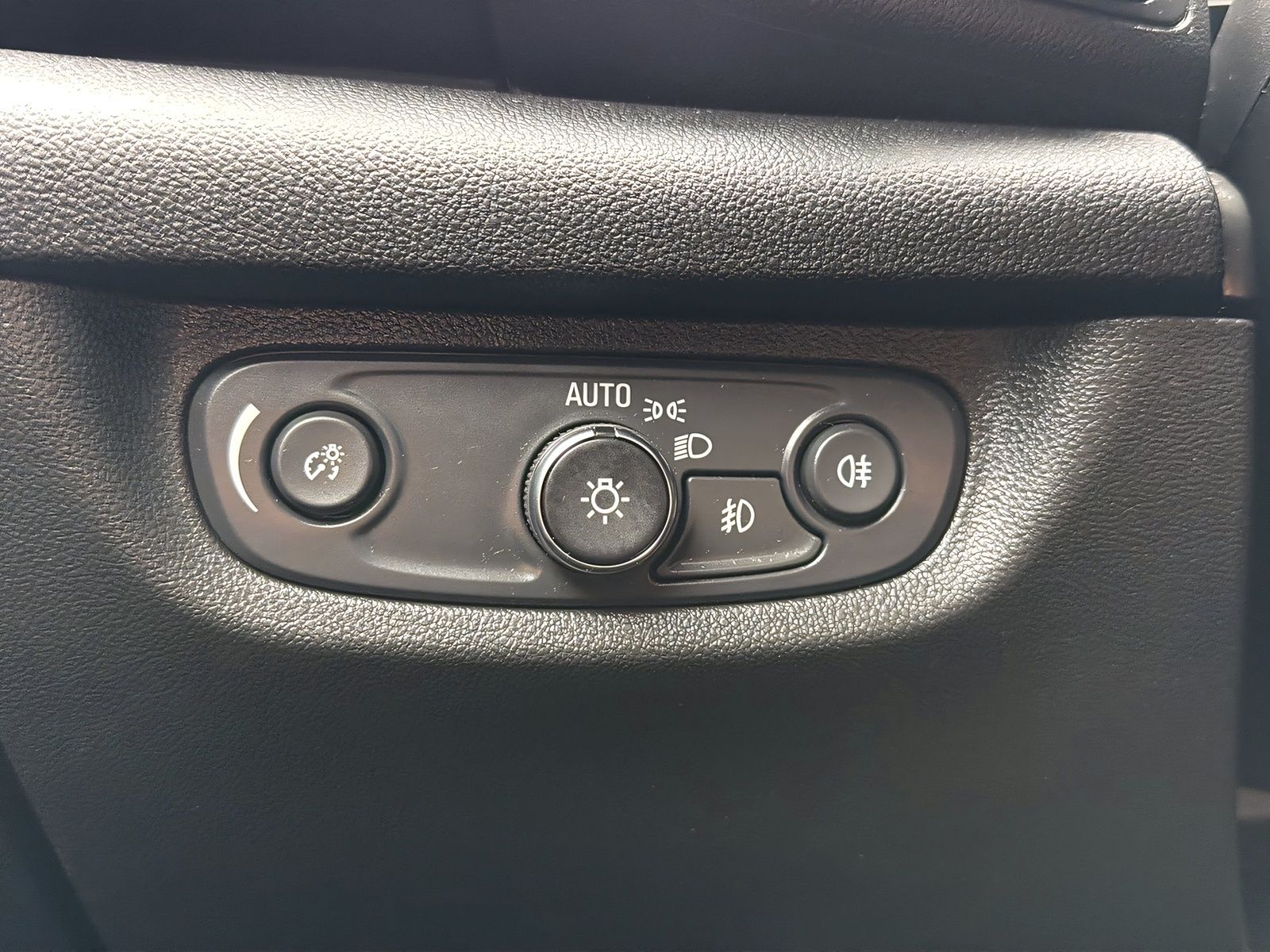 Fahrzeugabbildung Opel Insignia INNOVATION NAVI PANO LED ACC HEAD UP