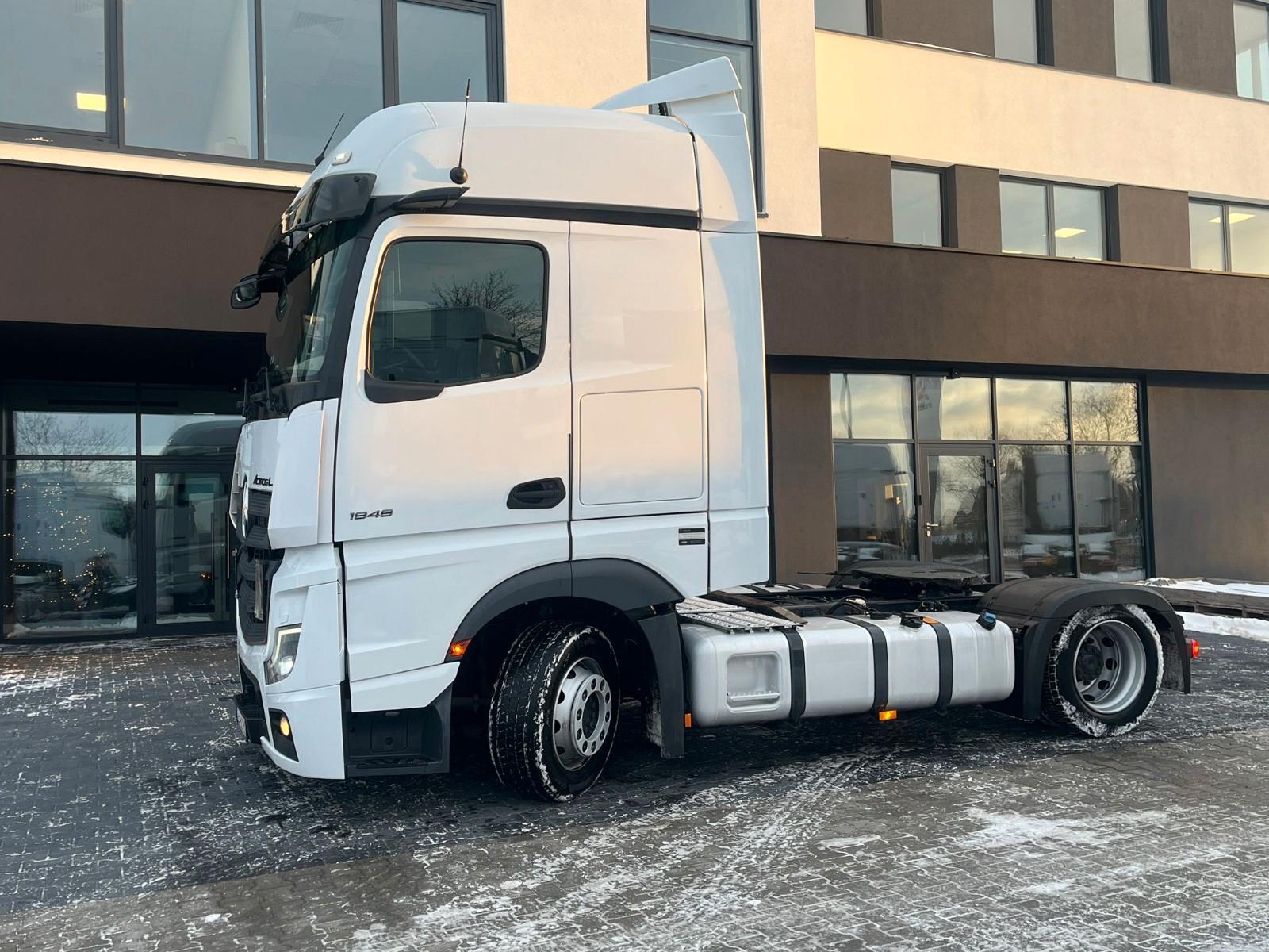 Mercedes-Benz ACROS 1848 LSnRL  mega
