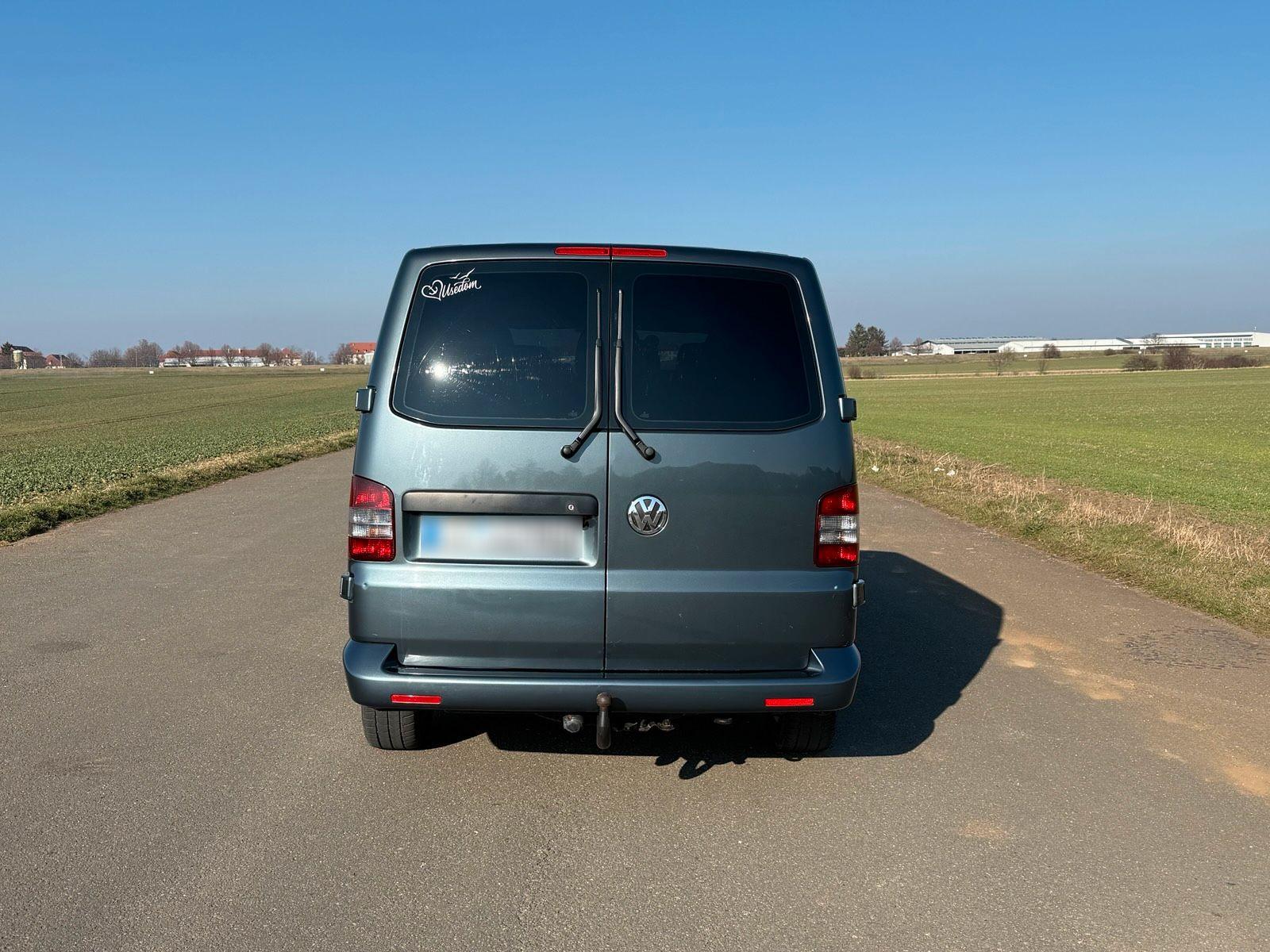 Volkswagen Transporter 2008 — двигун 131 HP (96kW)