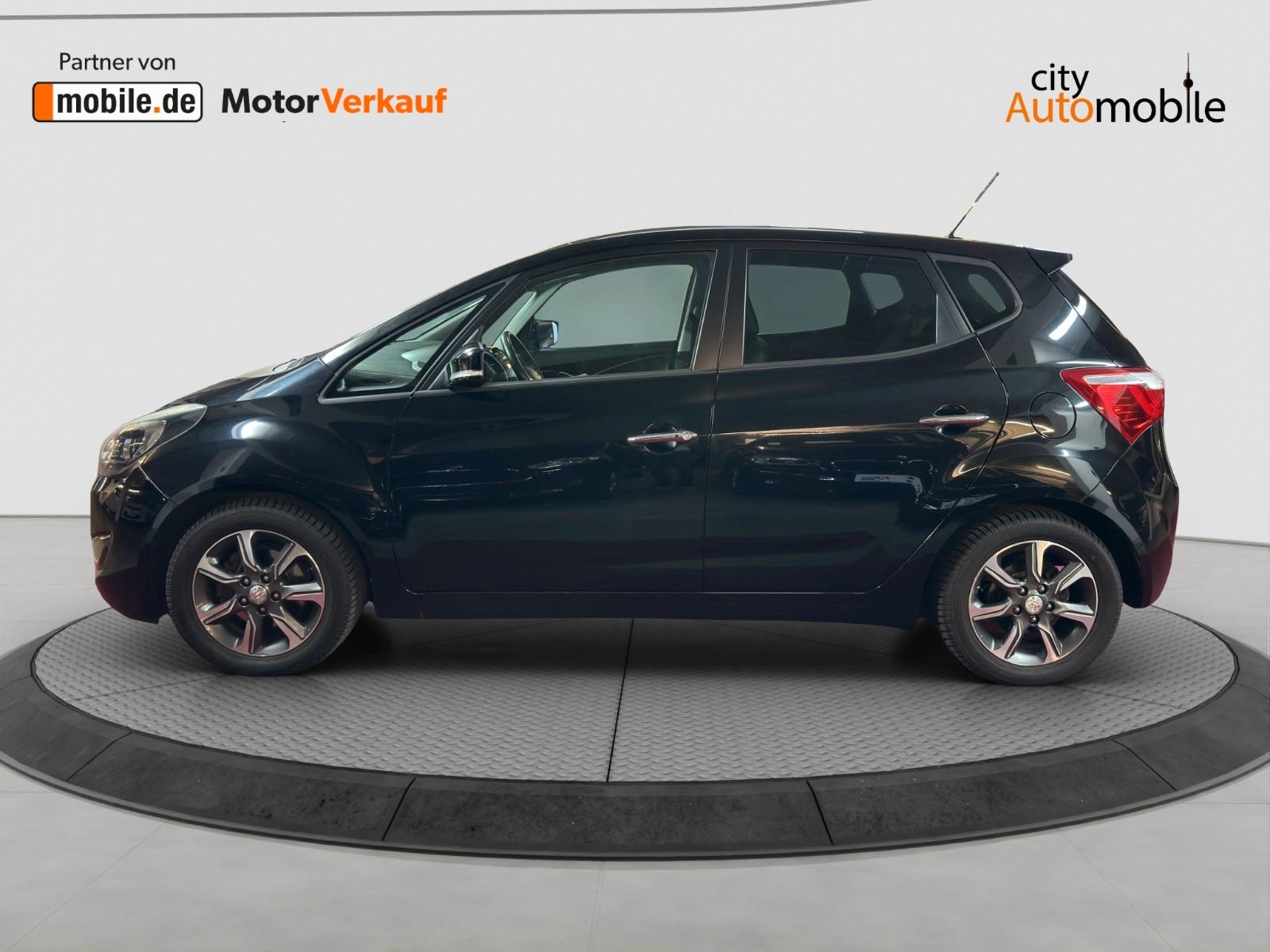 Hyundai ix20 Style/Pano-Dach/Tempomat/Leder/SHZ/PDC