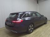 Mercedes-Benz C 220 T d Avantgarde Navi LED RfK Shz Tempomat - Mercedes-Benz C 220 Gebrauchtwagen in Bremen